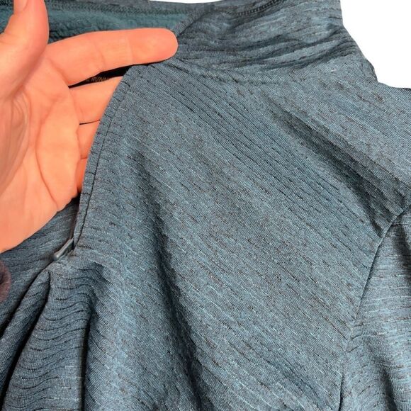 NIKE Long Sleeve Women’s 1/2-Zip Running Top Sz XS - Picture 7 of 14